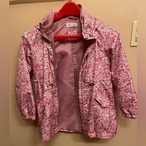 H&M Girls Pink Rain Jacket, size 7-8Y, flowered, lightweight, detachable hood